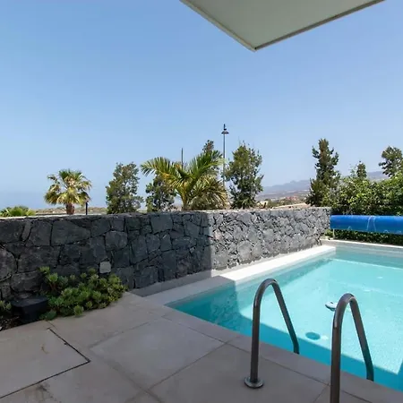 Josefa With Private Heated Pool And Views 빌라 *